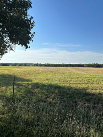 3620 Springfield Rd, Springtown, TX 76082