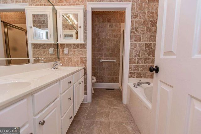 1950 Buford Dam Road 605, Cumming, GA 30041