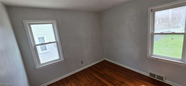 12304 Tonsing Drive, Garfield Heights, OH 44125