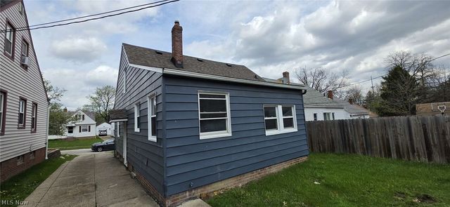 12304 Tonsing Drive, Garfield Heights, OH 44125