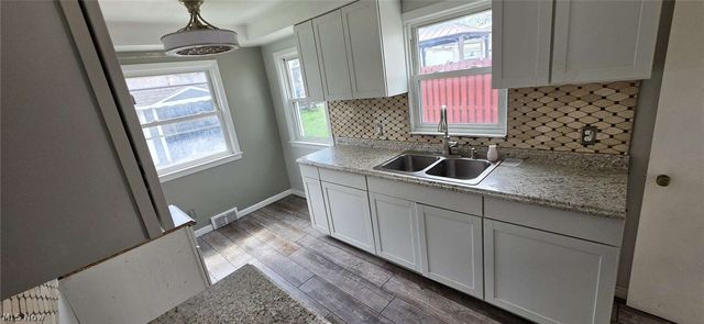 12304 Tonsing Drive, Garfield Heights, OH 44125