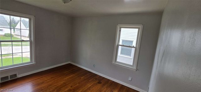 12304 Tonsing Drive, Garfield Heights, OH 44125