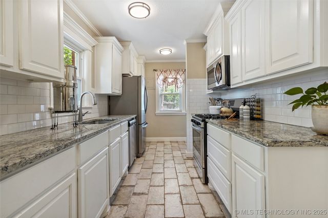 2503 N Boston Place, Tulsa, OK 74106