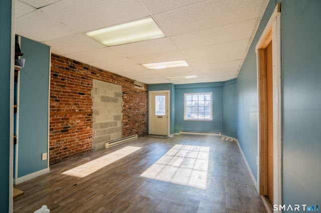 10 Center Street, Killingly, CT 06239