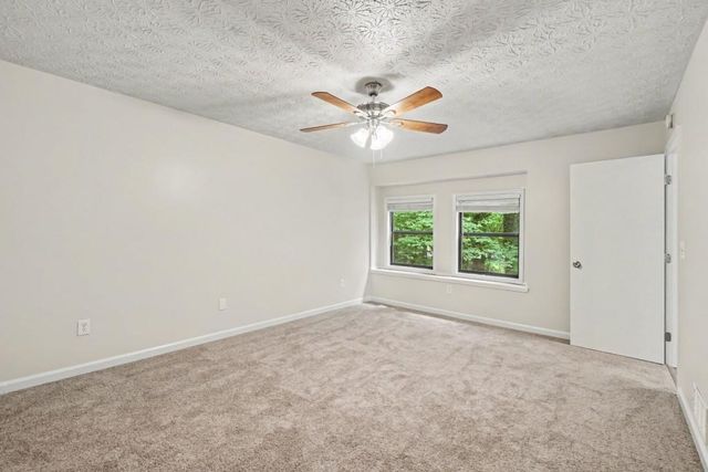 2511 Deerfield Drive NW, Kennesaw, GA 30144
