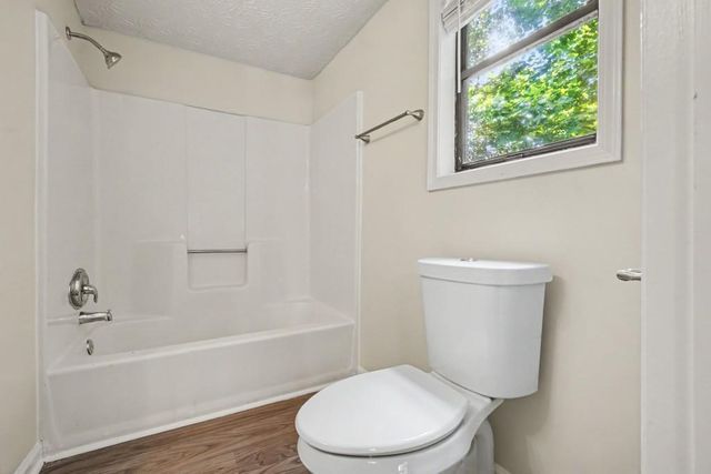2511 Deerfield Drive NW, Kennesaw, GA 30144