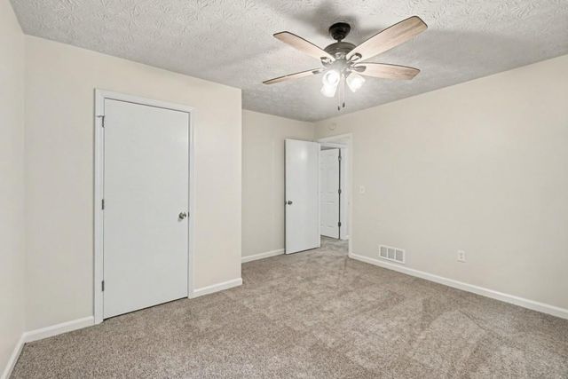 2511 Deerfield Drive NW, Kennesaw, GA 30144