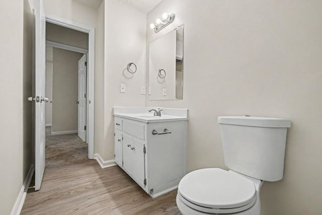 2511 Deerfield Drive NW, Kennesaw, GA 30144