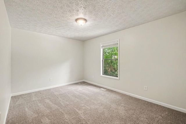 2511 Deerfield Drive NW, Kennesaw, GA 30144