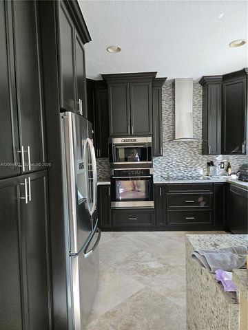 11770 NW 2nd Street, Plantation, FL 33325