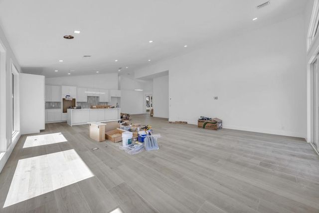 13878 Palm Grove Place, Palm Beach Gardens, FL 33418