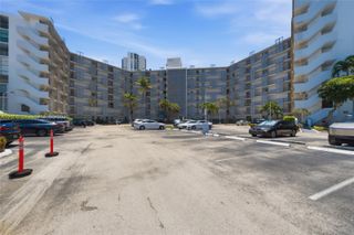 3401 N Country Club Drive 804, Aventura, FL 33180