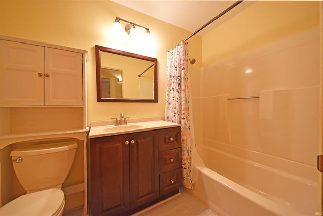 4814 Ashwood Drive, Fort Wayne, IN 46809