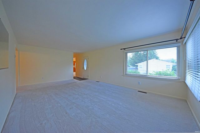 4814 Ashwood Drive, Fort Wayne, IN 46809