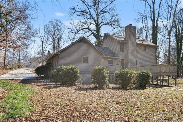 2978 Cascade Circle, Gainesville, GA 30504