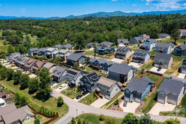 32 Greenwood Fields Drive, Asheville, NC 28804