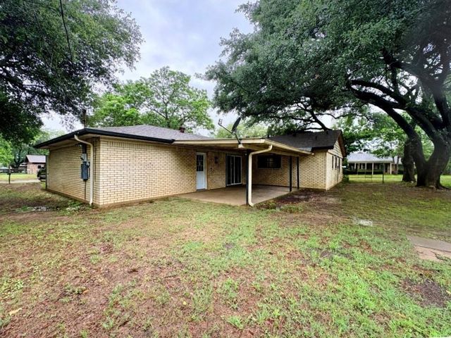 405 Rose Marie Boulevard, Hearne, TX 77859