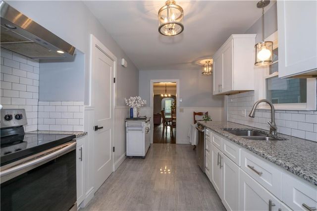 7639 Holmes Road, Kansas City, MO 64131