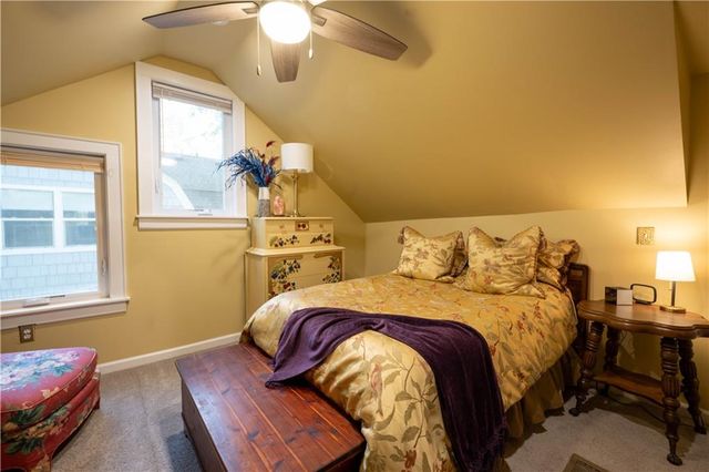 7639 Holmes Road, Kansas City, MO 64131