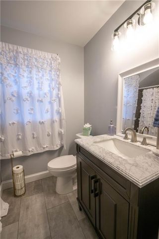 7639 Holmes Road, Kansas City, MO 64131