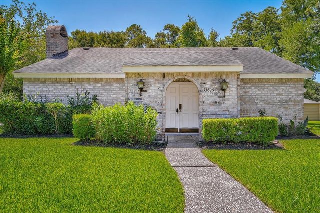 13805 Imperial Court, Sugar Land, TX 77498