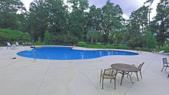 1104 Bridge View Lane, Summerton, SC 29148
