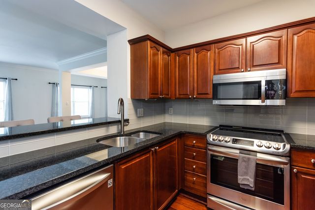 2207 River Green Drive NW, Atlanta, GA 30327