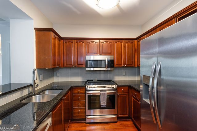 2207 River Green Drive NW, Atlanta, GA 30327