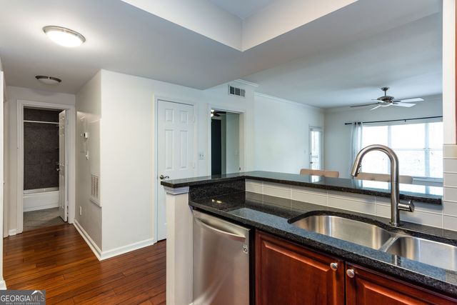 2207 River Green Drive NW, Atlanta, GA 30327