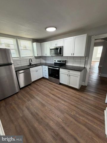 1410 HUDDELL AVE, Marcus Hook, PA 19061