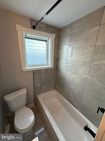 1410 HUDDELL AVE, Marcus Hook, PA 19061