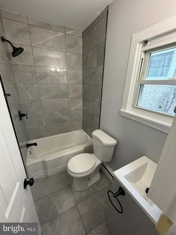 1410 HUDDELL AVE, Marcus Hook, PA 19061