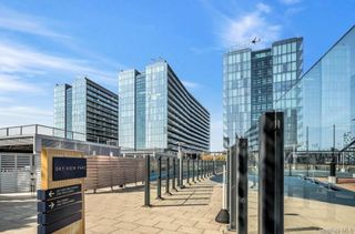 131-01 40th Road PH2P, Flushing, NY 11354