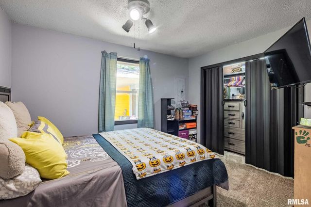 708 E Candy Cane Lane, Westfrank, IL 62896