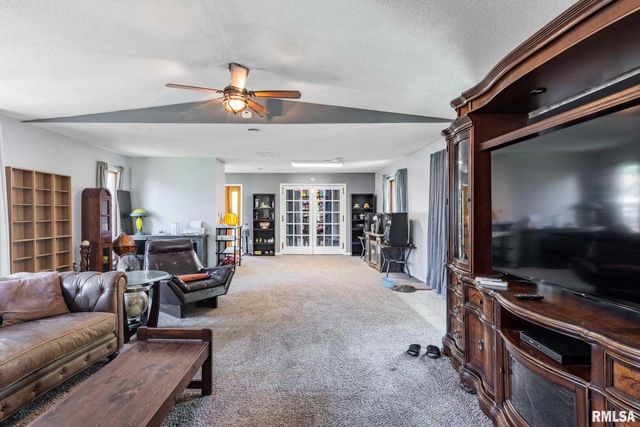 708 E Candy Cane Lane, Westfrank, IL 62896