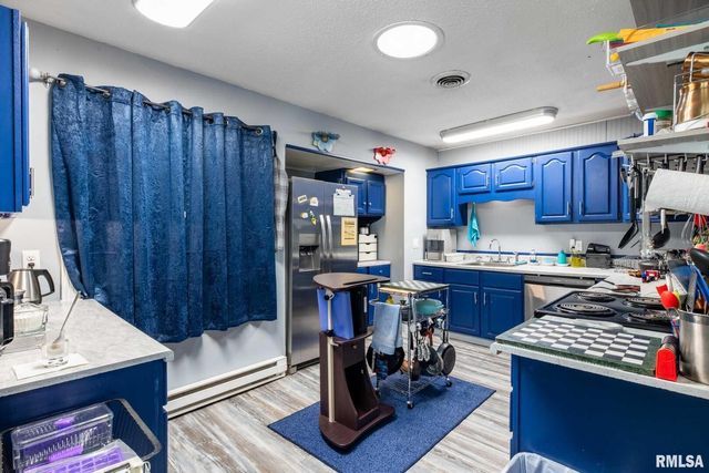 708 E Candy Cane Lane, Westfrank, IL 62896