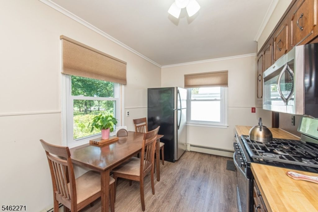 9 Malcolm Ter, Fair Lawn Boro, NJ 07410 — photo 5