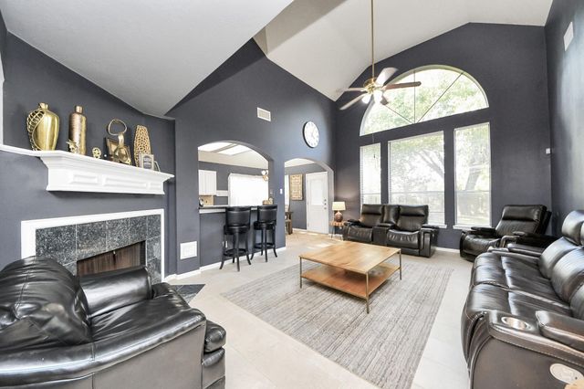 7902 Belterraza Court, Houston, TX 77083