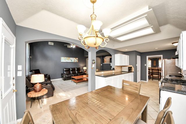 7902 Belterraza Court, Houston, TX 77083