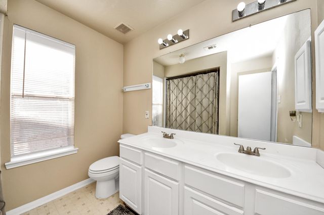 7902 Belterraza Court, Houston, TX 77083