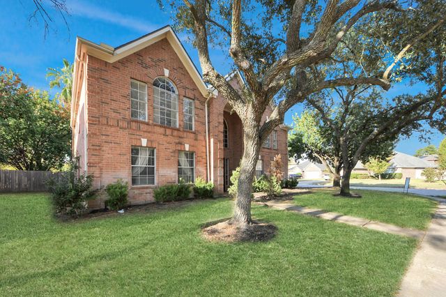 7902 Belterraza Court, Houston, TX 77083