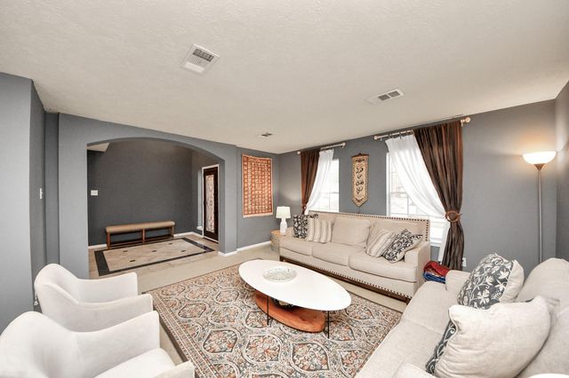 7902 Belterraza Court, Houston, TX 77083