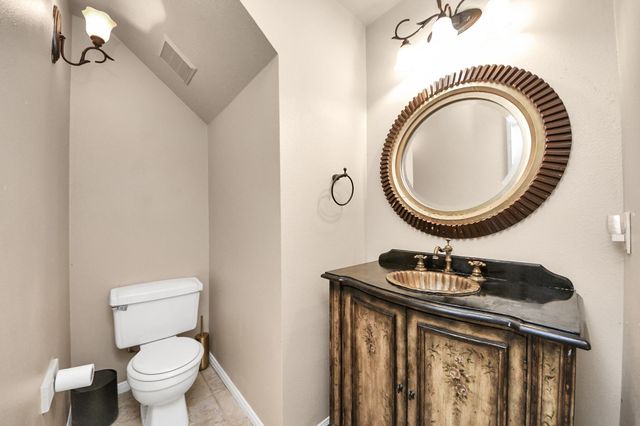 7902 Belterraza Court, Houston, TX 77083