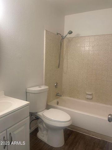 4520 E Wood Street, Phoenix, AZ 85040