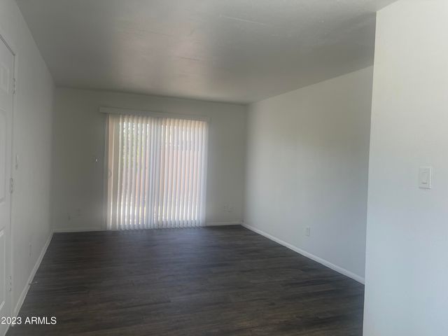 4520 E Wood Street, Phoenix, AZ 85040