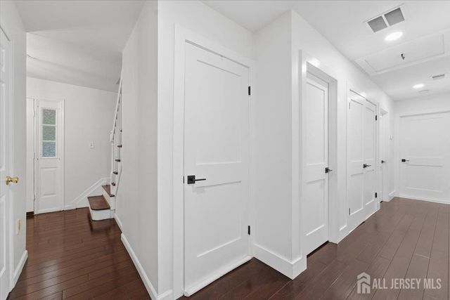6 Nepote Place, Somerset County, NJ 08873