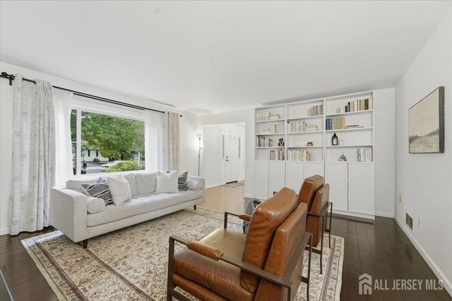 6 Nepote Place, Somerset County, NJ 08873