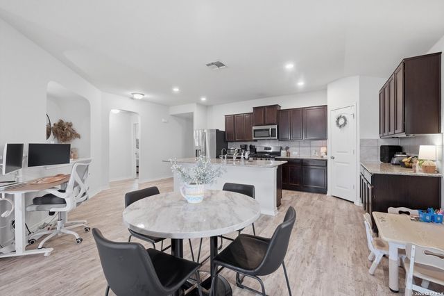 15310 Cedar Waxwing, San Antonio, TX 78253