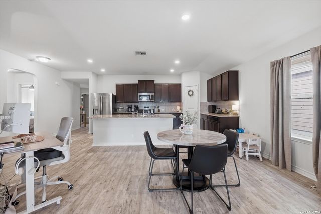 15310 Cedar Waxwing, San Antonio, TX 78253