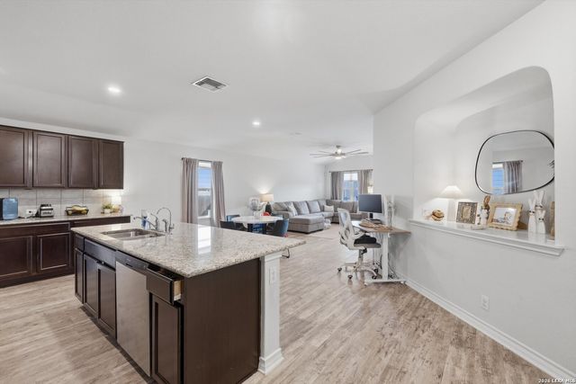 15310 Cedar Waxwing, San Antonio, TX 78253